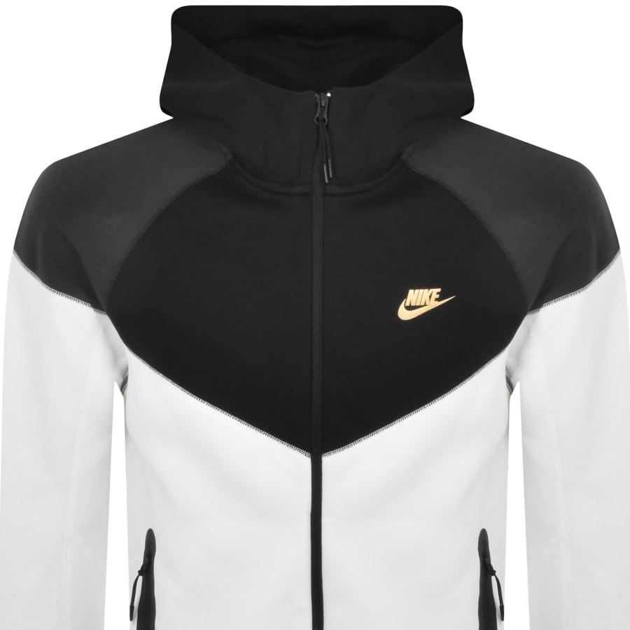 Nike windrunner black white hotsell